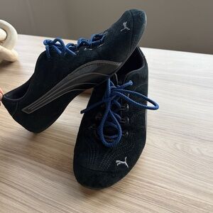 PUMA Speedcat OG - Black with Cobalt Blue Laces